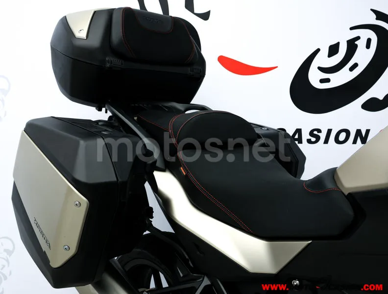 Honda NT1100 – Vista 11