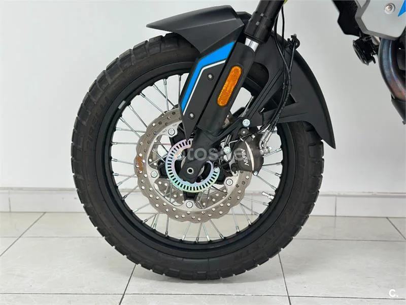 Voge 650 DSX – Vista 19