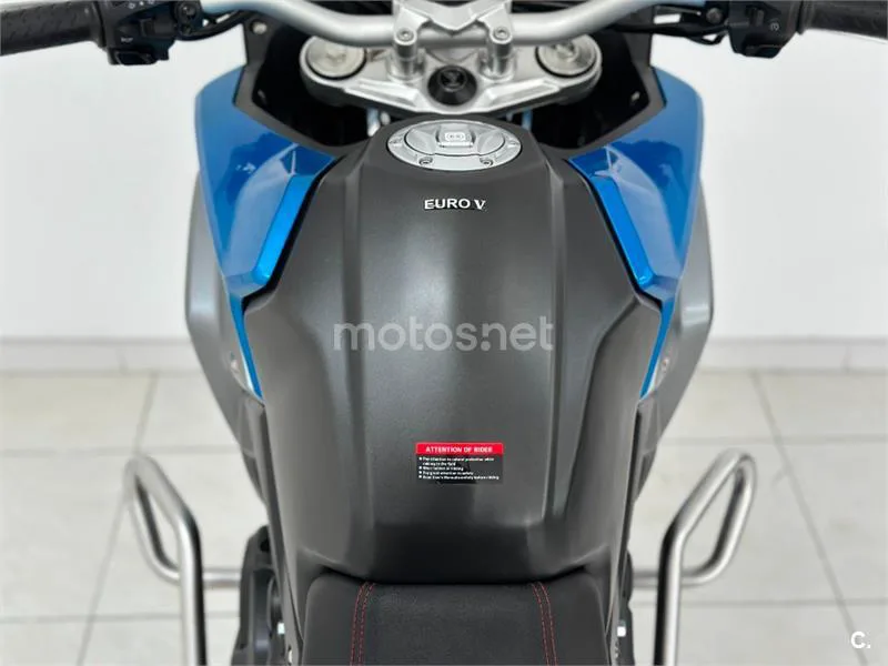 Voge 650 DSX – Vista 8