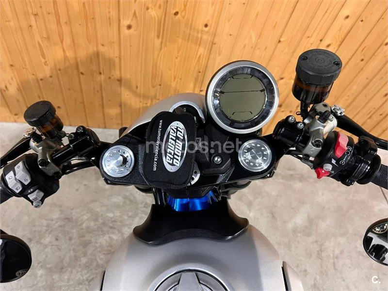 Ducati Scrambler – Vista 19