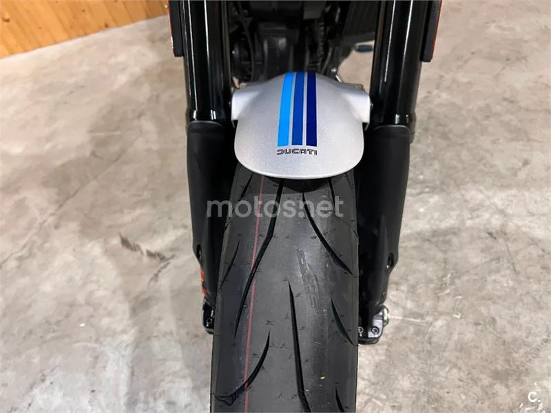 Ducati Scrambler – Vista 22