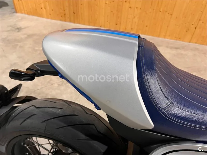Ducati Scrambler – Vista 40