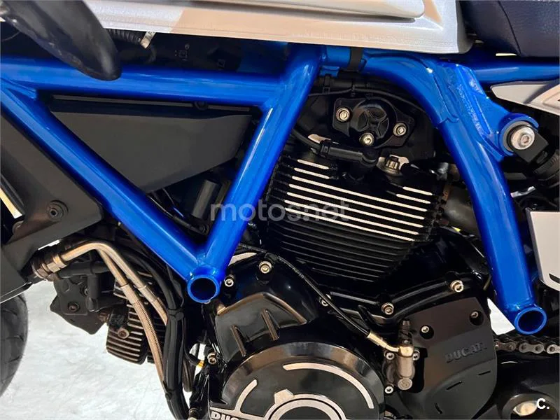 Ducati Scrambler – Vista 62