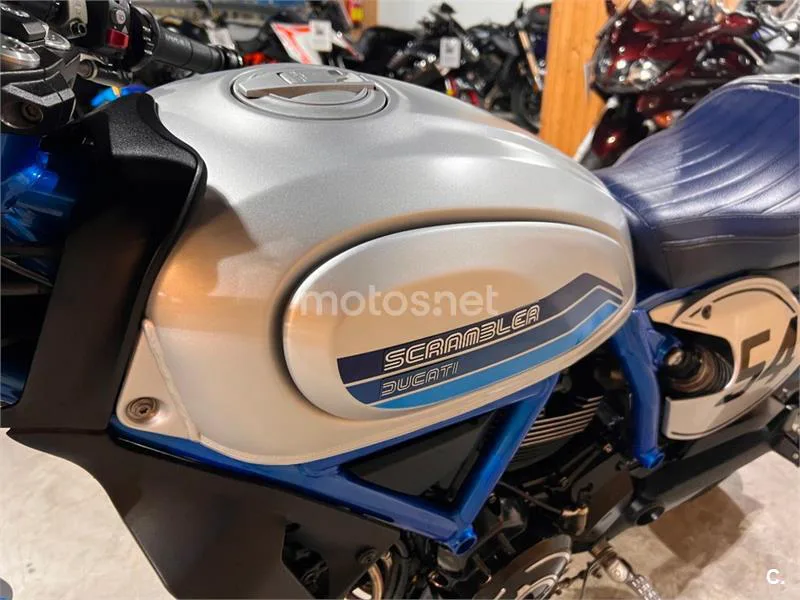 Ducati Scrambler – Vista 70