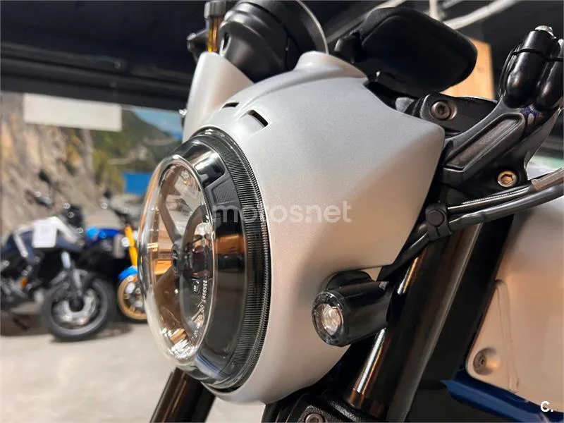 Ducati Scrambler – Vista 76