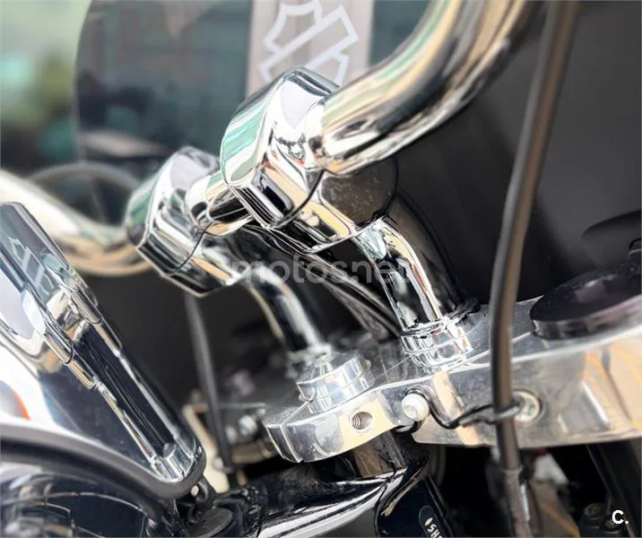 Harley-Davidson Sport Glide – Vista 16