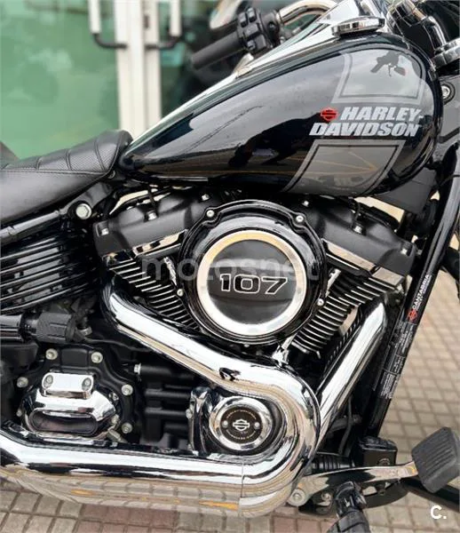 Harley-Davidson Sport Glide – Vista 3