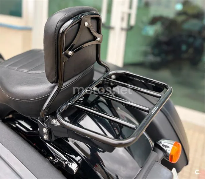 Harley-Davidson Sport Glide – Vista 23