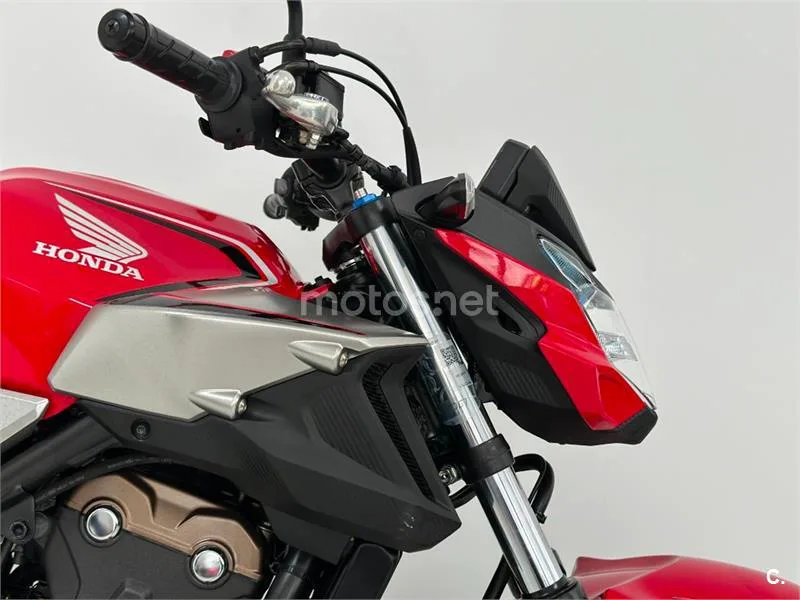Honda CB 500 F – Vista 13