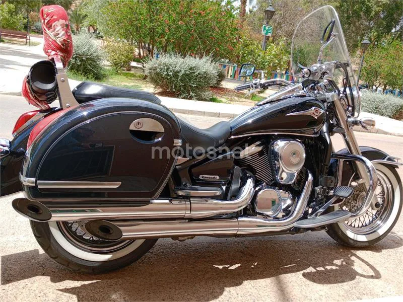 Kawasaki VN 900 Custom – Vista 3