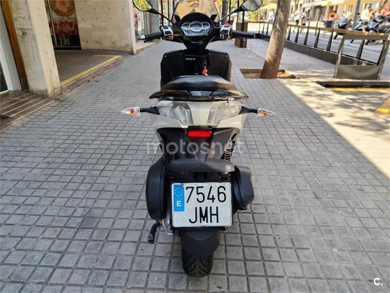 Piaggio MP3 Yourban 300 LT Sport – Vista 7