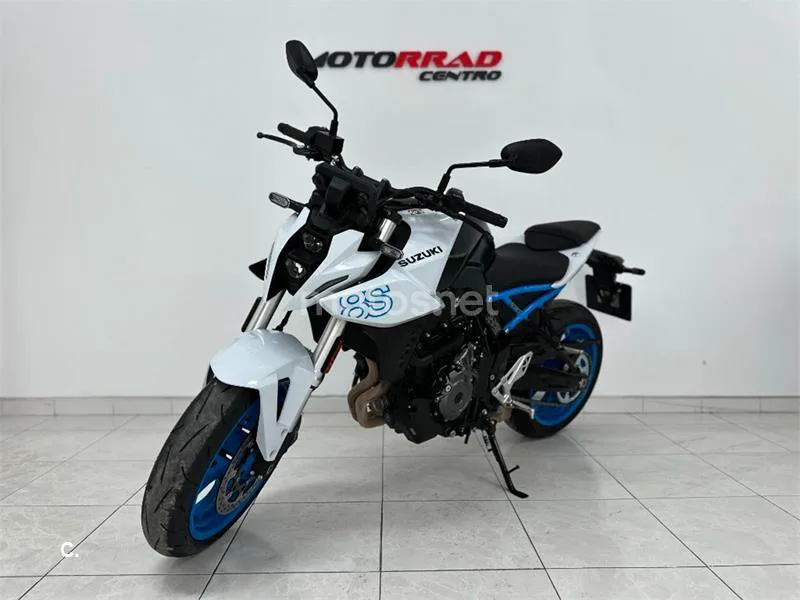 Suzuki GSX-8S – Vista 3