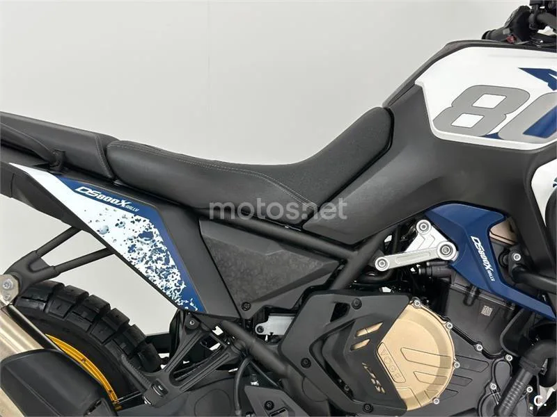 Voge DS 800 Rally – Vista 11
