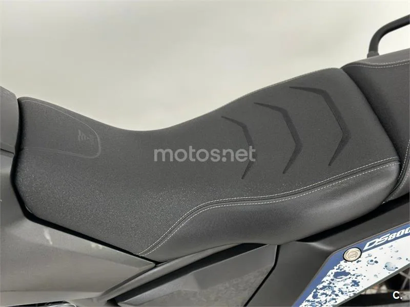 Voge DS 800 Rally – Vista 30