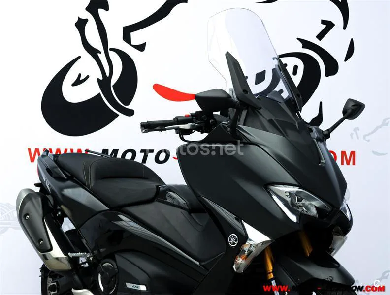 Yamaha TMAX 530 – Vista 4