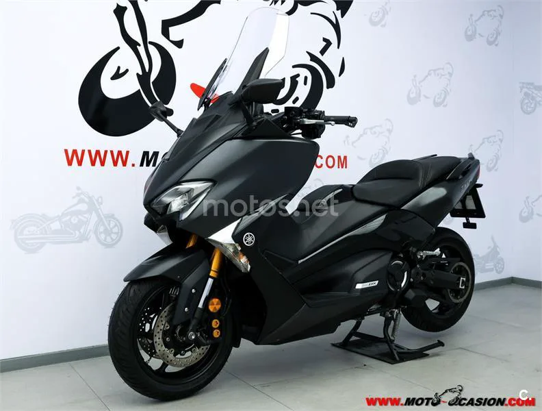 Yamaha TMAX 530 – Vista 8