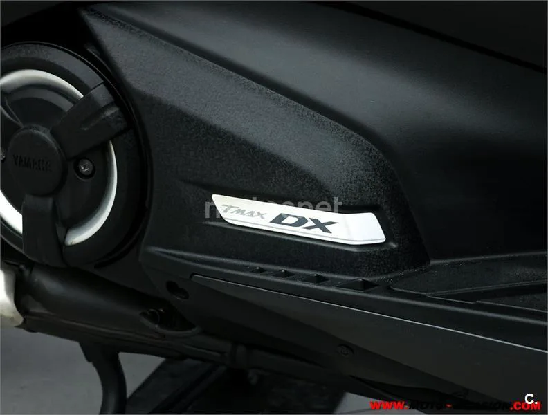Yamaha TMAX 530 – Vista 9