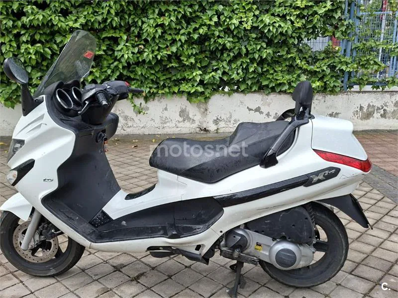 Piaggio X EVO 125 – Vista 6