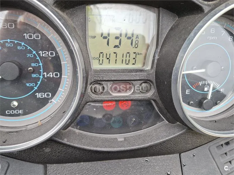Piaggio X EVO 125 – Vista 7