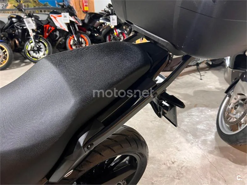 Honda CB 500 X – Vista 60