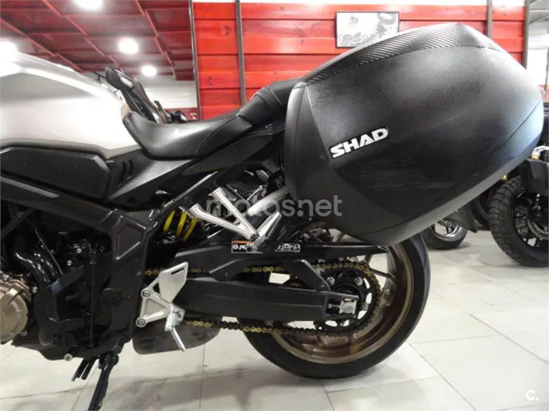 Honda CB 650 R – Vista 6