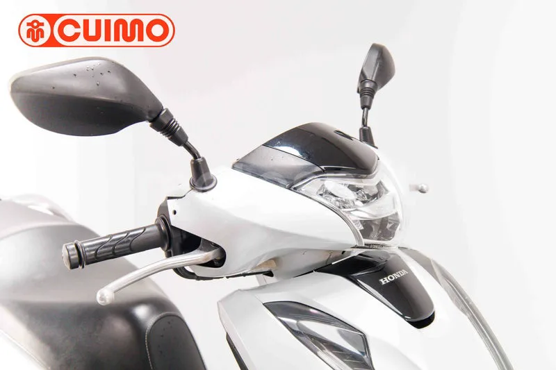Honda SH 125i – Vista 15