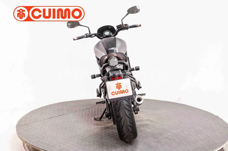 Yamaha XSR 700 – Vista 12