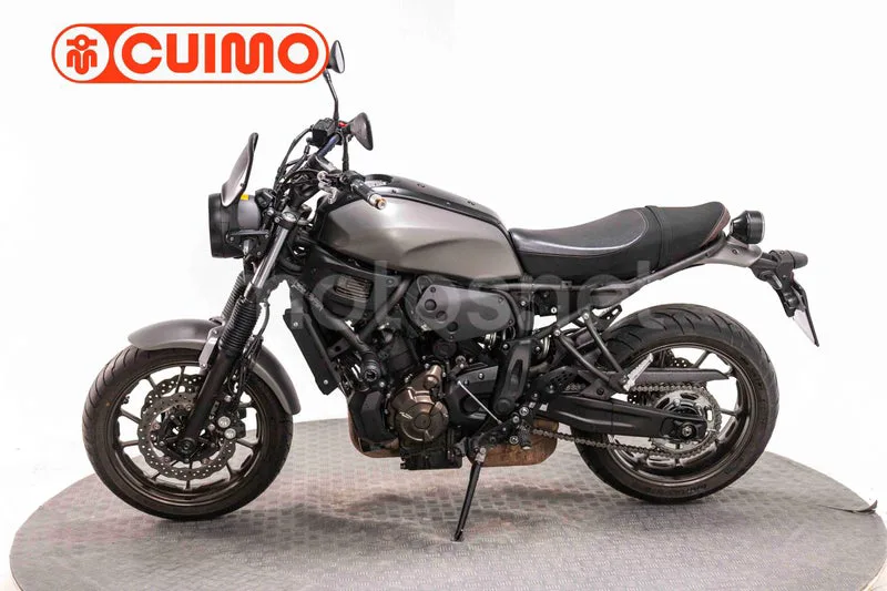 Yamaha XSR 700 – Vista 17