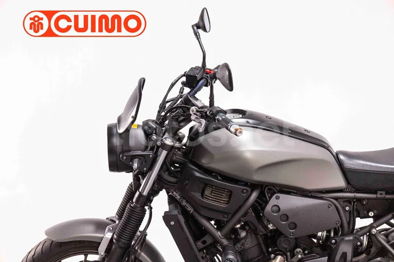 Yamaha XSR 700 – Vista 18
