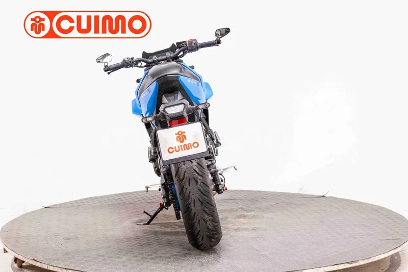 Suzuki GSX-8S – Vista 11