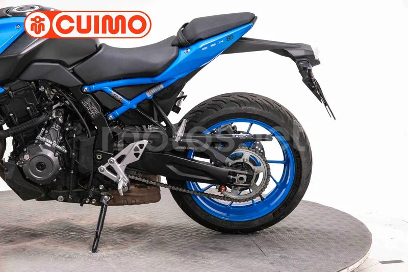 Suzuki GSX-8S – Vista 16