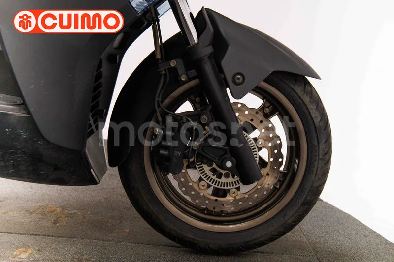 Kymco K-XCT 300i – Vista 14
