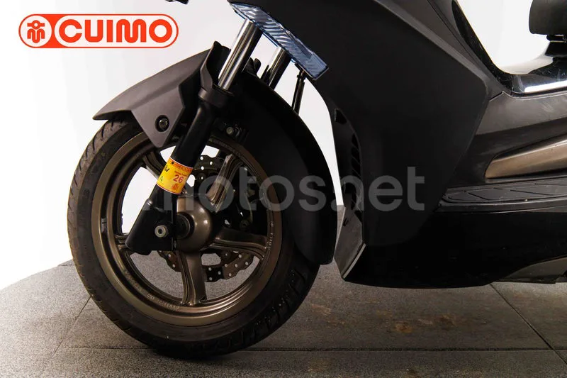 Kymco K-XCT 300i – Vista 22