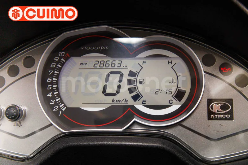 Kymco K-XCT 300i – Vista 25