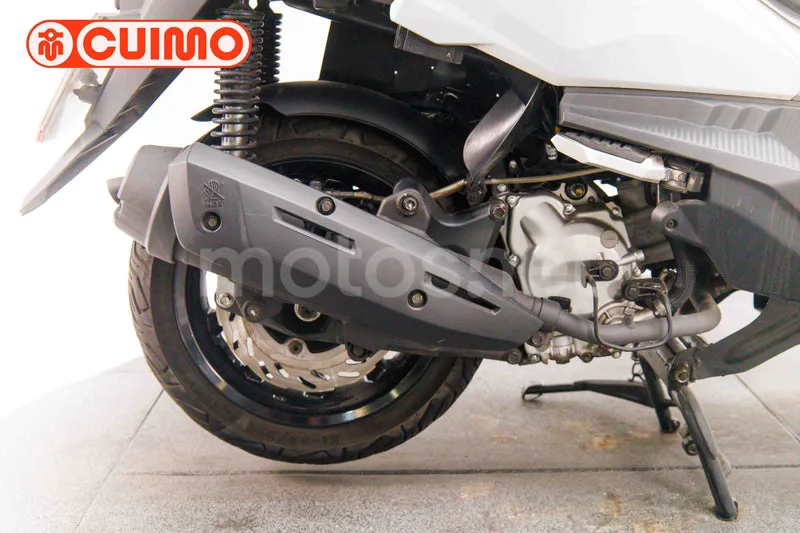 SYM Cruisym – Vista 15