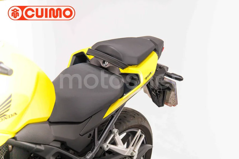 Honda CB 750 Hornet – Vista 23