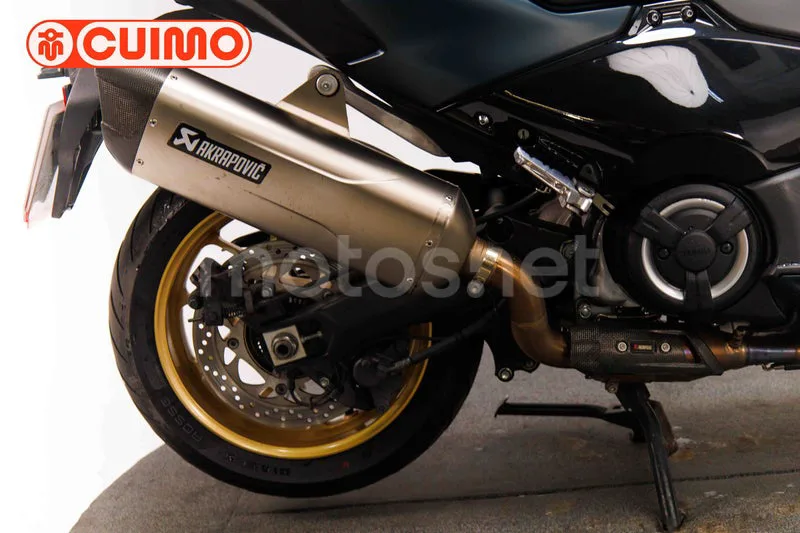Yamaha TMAX 560 – Vista 14