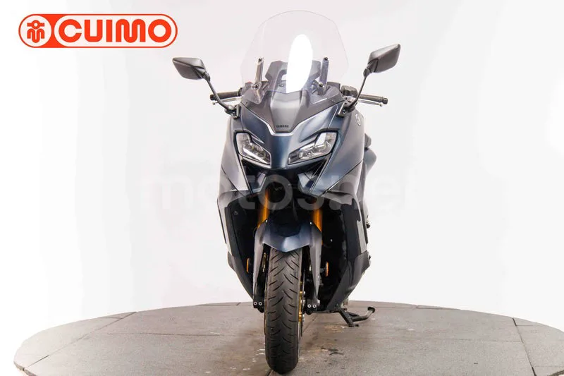 Yamaha TMAX 560 – Vista 10