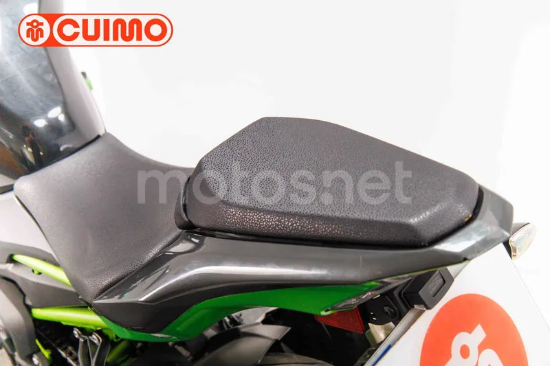 Kawasaki Z900 – Vista 21