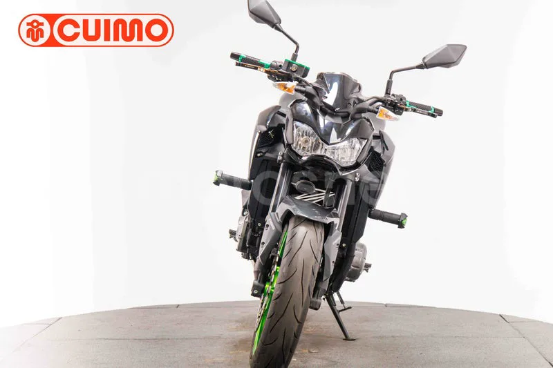 Kawasaki Z900 – Vista 10
