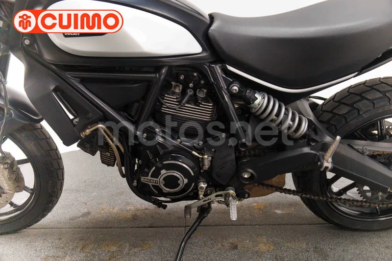 Ducati Scrambler – Vista 21