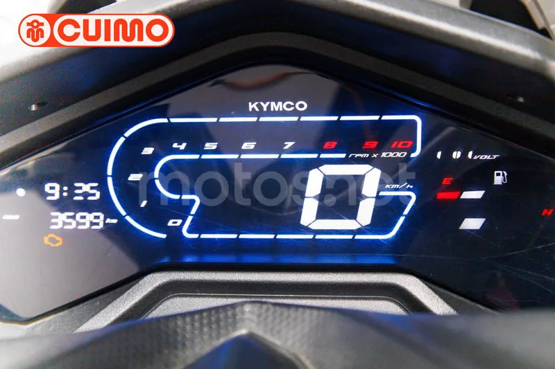 Kymco DTX 125 – Vista 24