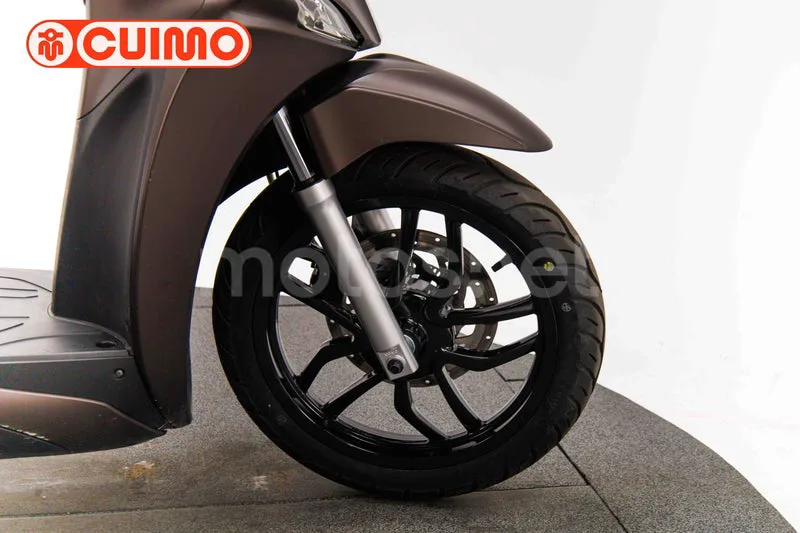 Kymco People S 125 – Vista 14