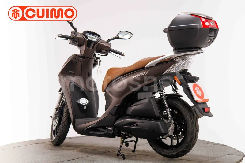 Kymco People S 125 – Vista 8
