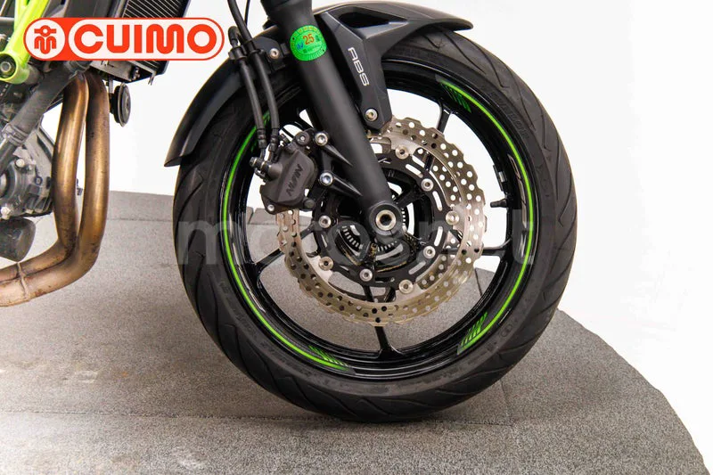 Kawasaki Z650 – Vista 17