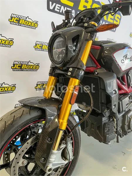 Indian FTR 1200 – Vista 4