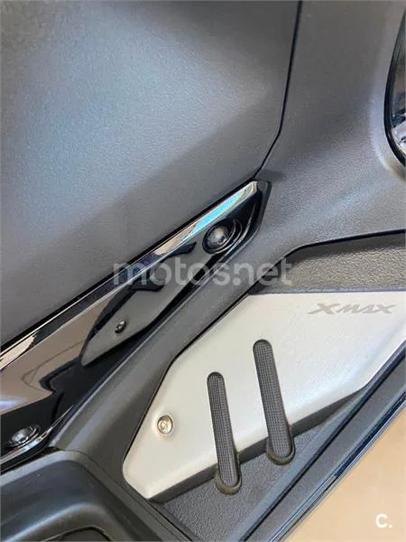 Yamaha XMAX 125 – Vista 12
