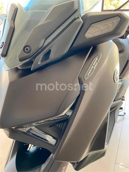 Yamaha XMAX 125 – Vista 18