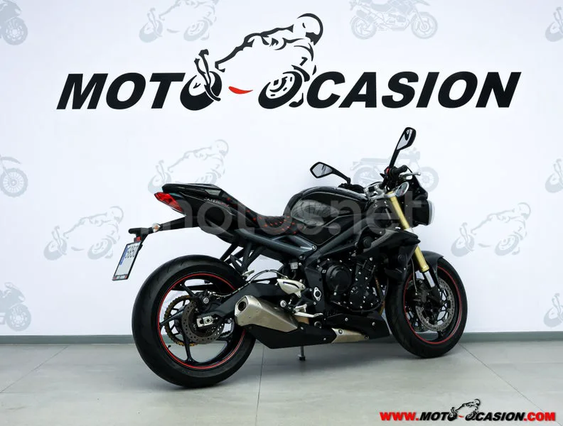 Triumph Street Triple – Vista 3