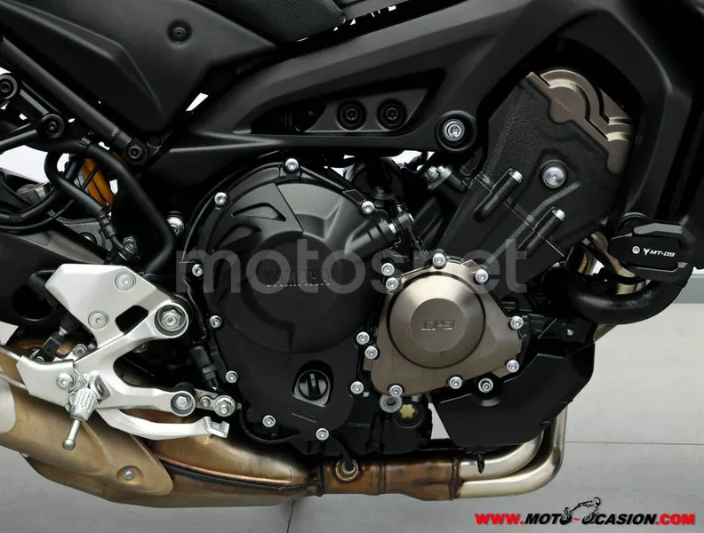 Yamaha MT-09 – Vista 5